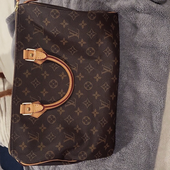 Lv 35 new trio Hp tote also crossberrry Ebene chain dust cover chain keys - Picture 16 of 16